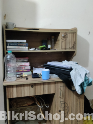 Reading Table
